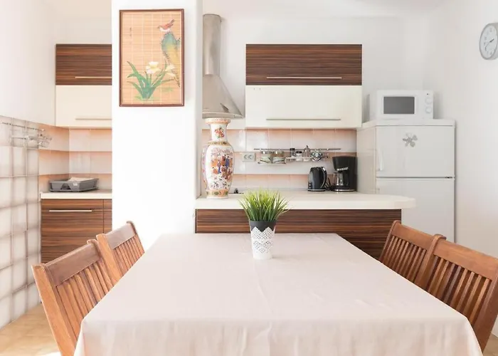 Casa Tea Close To The Queen Beach- By Ta Leut Agency *