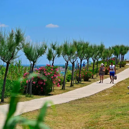 Casa Tea Close To The Queen Beach- By Ta Leut Agency * Privlaka (Zadar)
