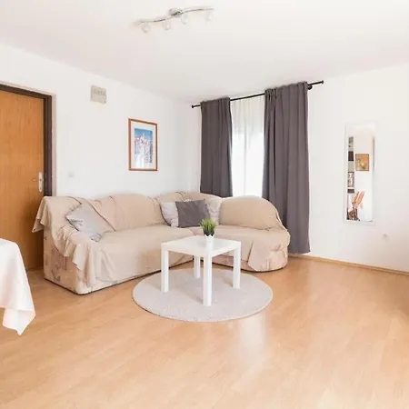Apartment Casa Tea Close To The Queen Beach- By Ta Leut Agency Privlaka (Zadar)
