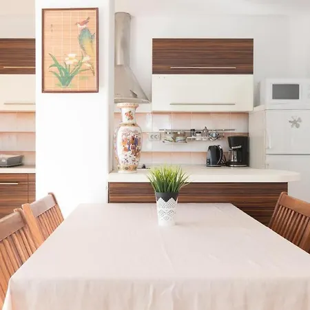 Casa Tea Close To The Queen Beach- By Ta Leut Agency *