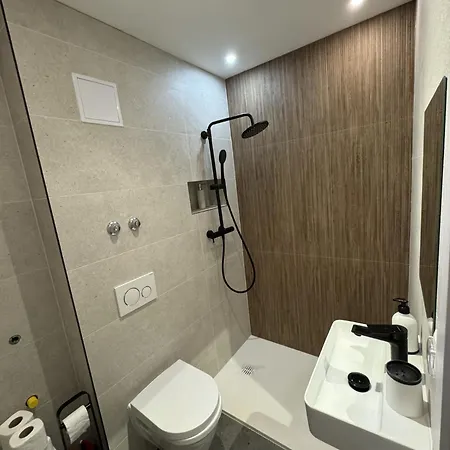 Casa Tea Close To The Queen Beach- By Ta Leut Agency Apartment *