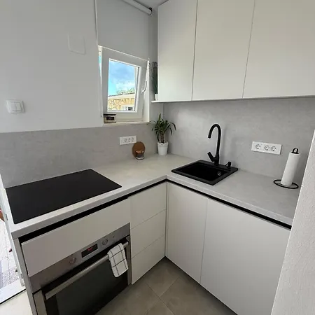 Casa Tea Close To The Queen Beach- By Ta Leut Agency Appartement Privlaka (Zadar)